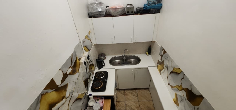 Commercial Property for Sale in Heathfield Western Cape